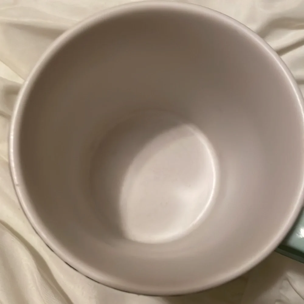 Starbucks Polar Bear Mug - Picture 4 of 5